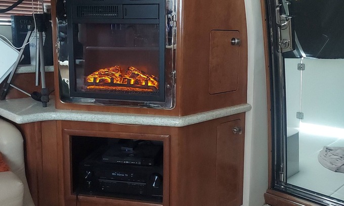 Coeur d'Alene Boat Rental | 50 ft Yacht, downtown or secluded, u pick