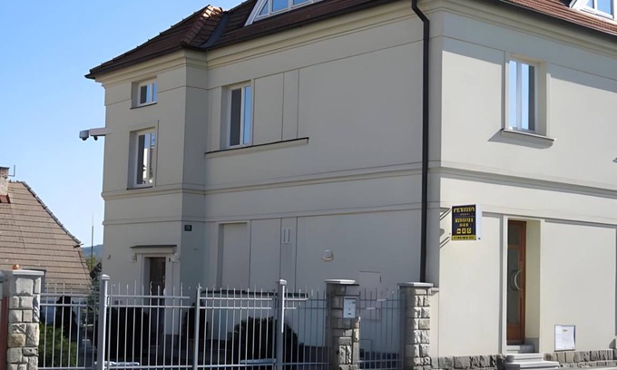 Cesky Krumlov Apartment | 50 m² Apartment ∙ 2 bedrooms ∙ 9 guests