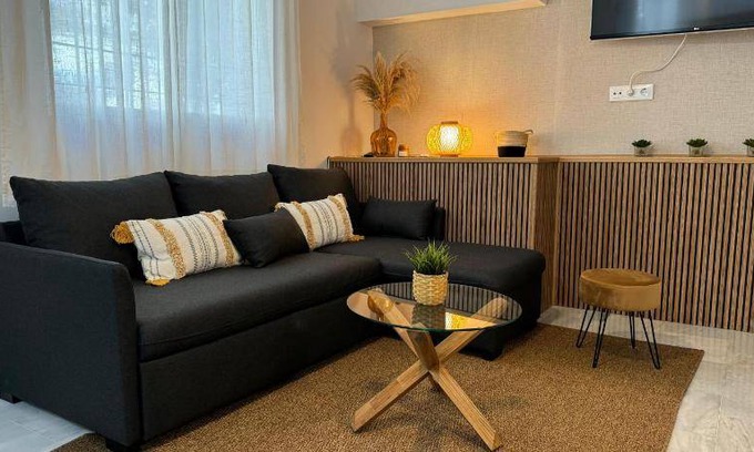 Ciudad Jardin Apartment | 50 m² Apartment ∙ 1 bedroom ∙ 4 guests