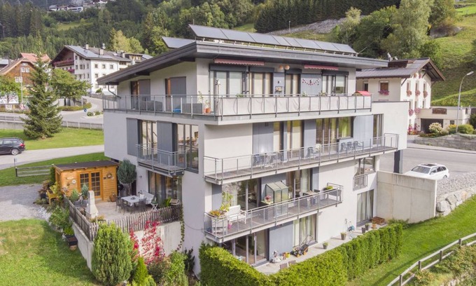 Flirsch Apartment | 50 m² Apartment ∙ 2 bedrooms ∙ 4 guests