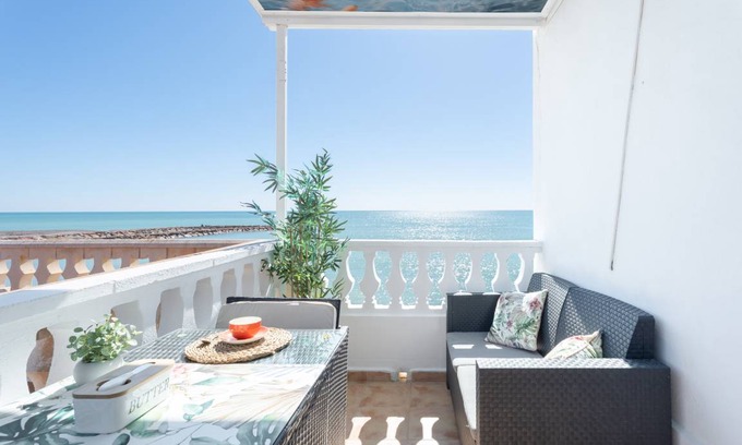 Playa de Almarda Apartment | 50 m² Apartment ∙ 2 bedrooms ∙ 4 guests