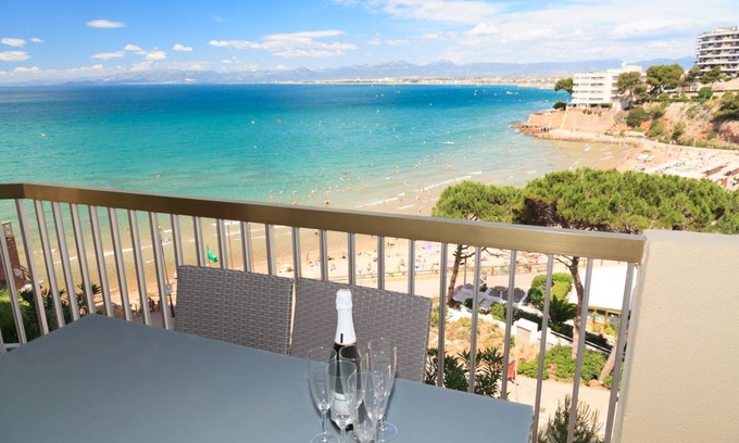 Salou City Centre Apartment | 50 m² Apartment ∙ 2 bedrooms ∙ 6 guests