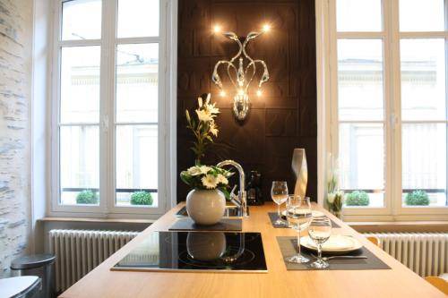 Downtown Angers Apartment | 50 m² Apartment ∙ 2 bedrooms ∙ 4 guests