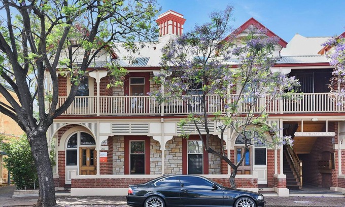 Kent Town Apartment | 50 m² Apartment ∙ 3 bedrooms ∙ 6 guests