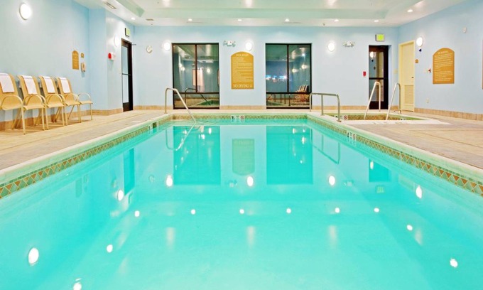 Latham Hotel | 51 m² Hotel ∙ 2 bedrooms ∙ 127 guests