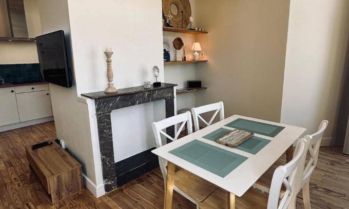 Dunkirk Apartment | 54 m² Apartment ∙ 1 bedroom ∙ 4 guests