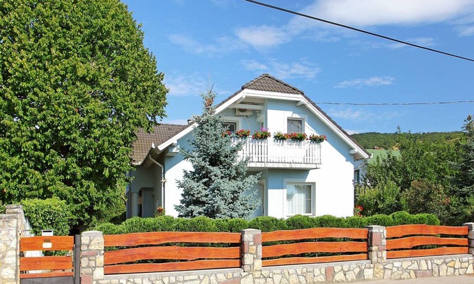 Balatonfured Apartment | 55 m² Apartment ∙ 2 bedrooms ∙ 4 guests