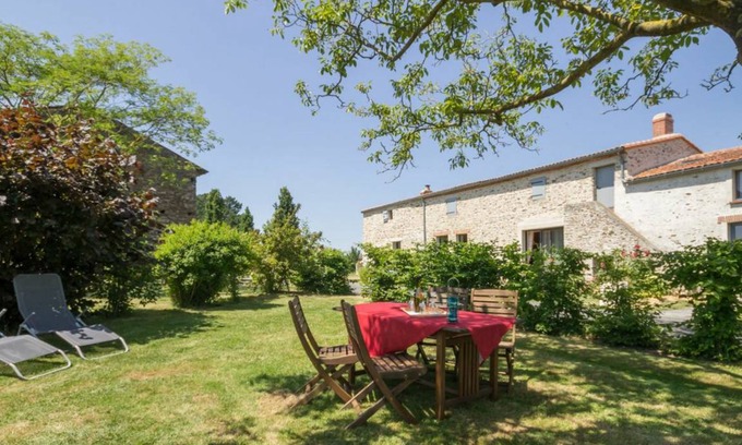 Le Loroux-Bottereau Cottage | 55 m² Cabin ∙ 1 bedroom ∙ 2 guests
