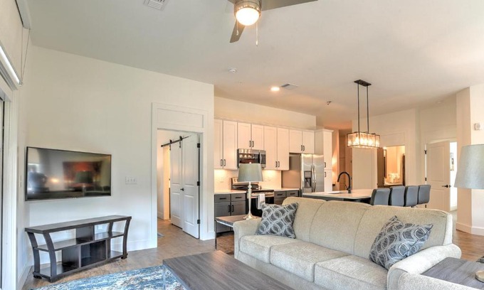 Asheville House | 55 South Market Condo 202