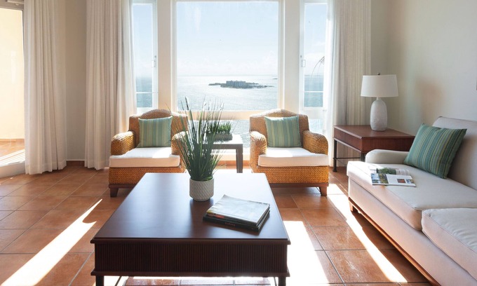 Cabezas Villa | 5546 3 Bedroom Ocean Front Las Casitas Village