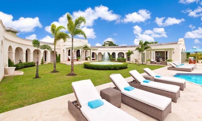 Weston Villa | 557 m² Villa ∙ 4 bedrooms ∙ 8 guests