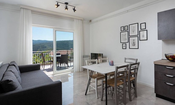 Rabac Apartment | 56 m² Apartment ∙ 2 bedrooms ∙ 5 guests