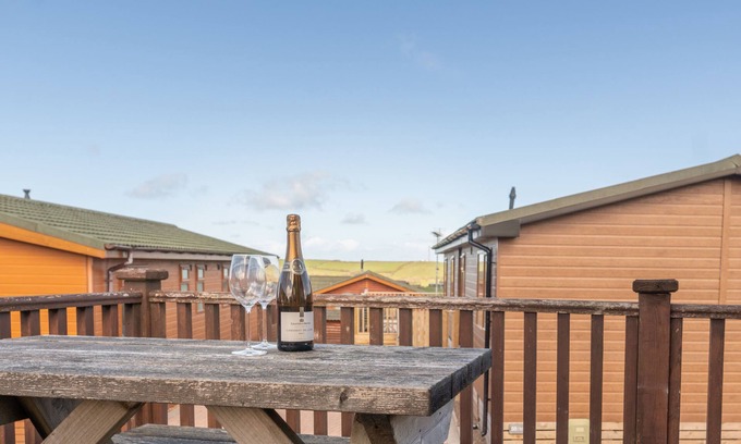 Mullacott Cabin | 56 Meadow View Lodge - 3 Bed-Sleeps 6-TJS56MV