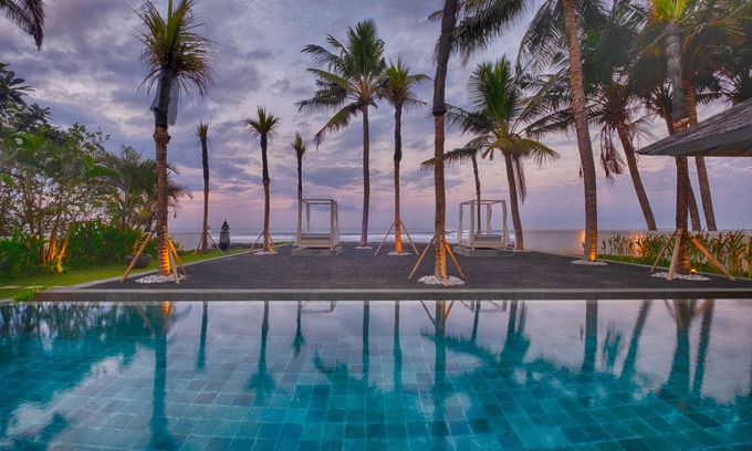 Saba Villa | 5BR Beachfront Villa In Sabah Beach - 6Min Drive To Bali Safari And Marine Park!