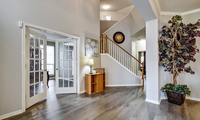 Schertz House | 5br; Near Sea World, Riverwalk, Alamodome, Canyon Lake, Lackland & Randolph AFB