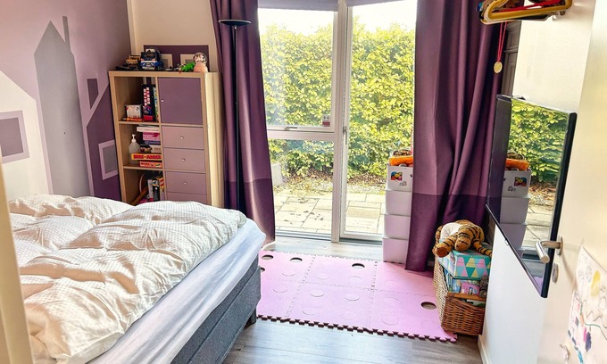 Odense Condo | 5pers priv entr 3BR TV kitchnette bath-city/nature