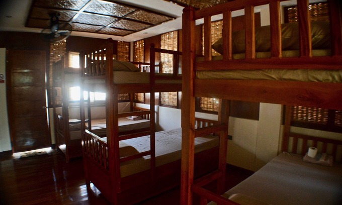 Alegria Hostel | 6-Bed Mixed Dormitory Room