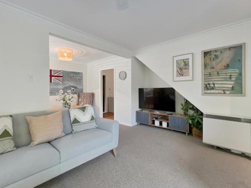 Akaroa House | 6 Beds 2 Bathrooms Private Holiday Home