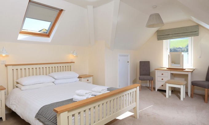 Hope-Cove Cottage | 6 Chichester Court, HOPE COVE