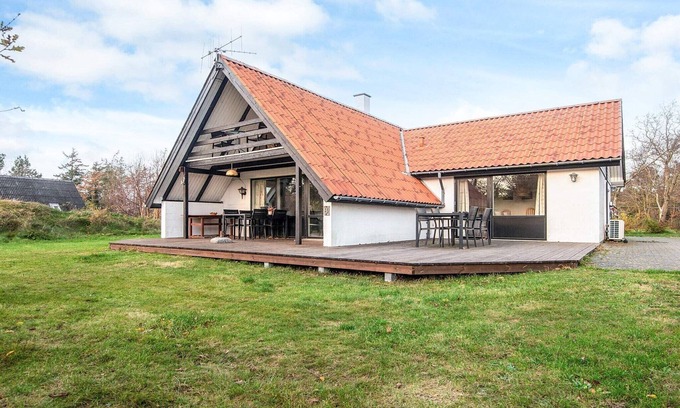 Ringkøbing-Skjern Municipality House | 6 person holiday home in Skjern-By Traum