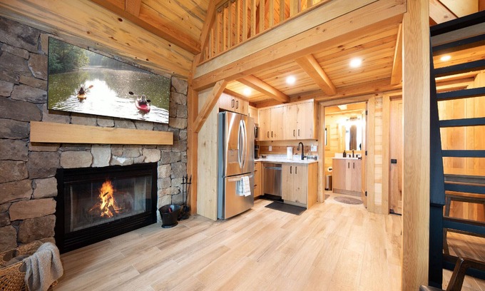 Laura House | #6 Shady Maple