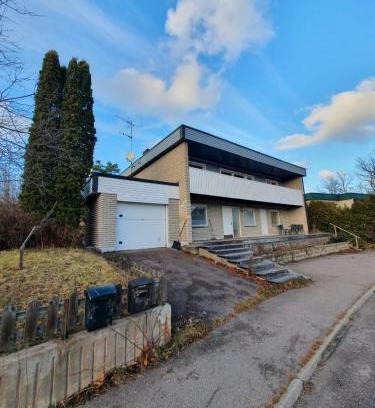 Oskarshamn Villa | 6 sovrum 10 bäddar 11 sovplatser