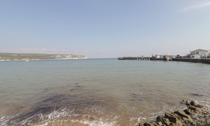 Swanage Cottage | 6 THE LOOKOUT, family friendly, country holiday cottage in Swanage