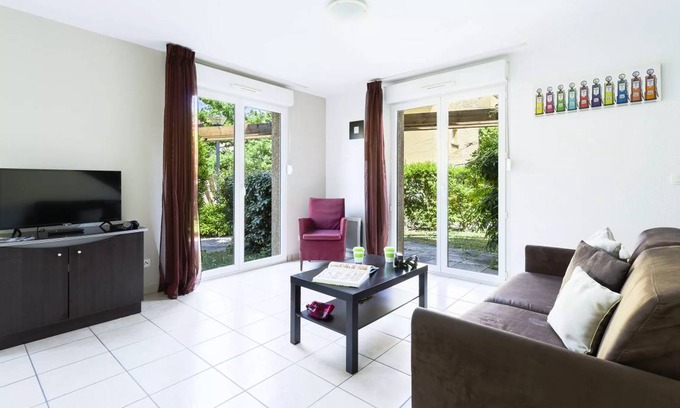 Marcy-l'Etoile Apartment | 60 m² Apartment ∙ 2 bedrooms ∙ 6 guests