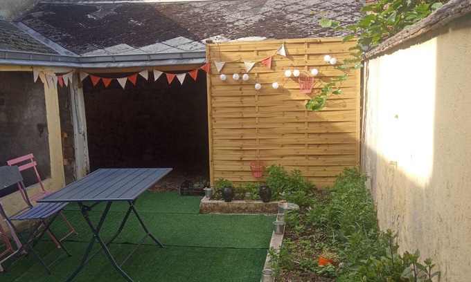 Chateaudun Cottage | 60 m² Cabin ∙ 2 bedrooms ∙ 4 guests