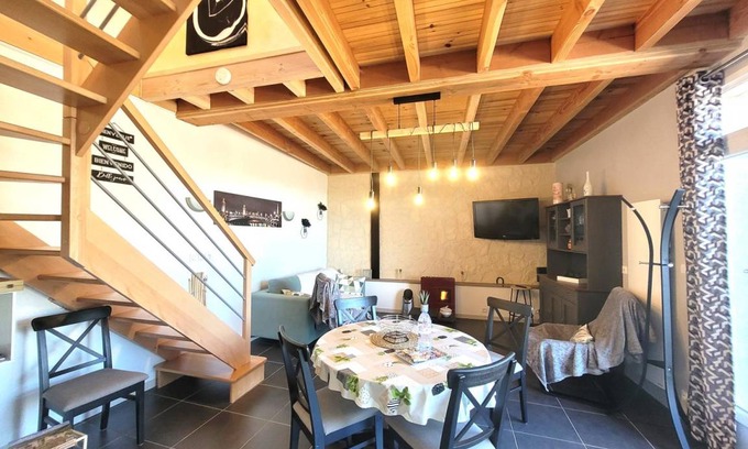 Marcouyeux (le Jardin) House | 60 m² Gîte ∙ 2 bedrooms ∙ 4 guests