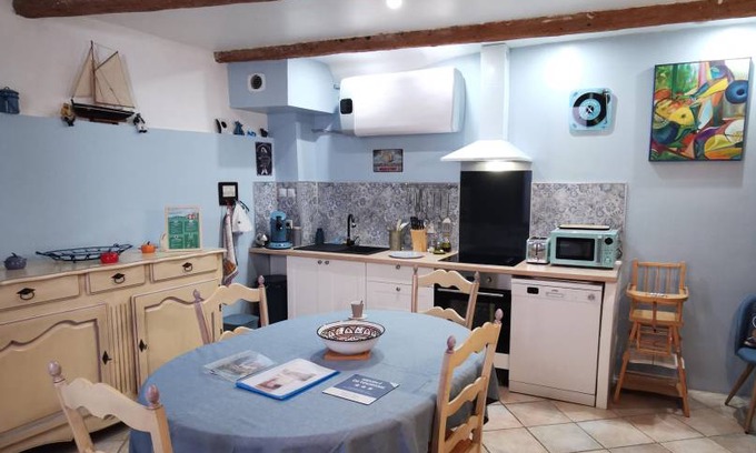 Bouzigues House | 60 m² Gîte ∙ 2 bedrooms ∙ 4 guests
