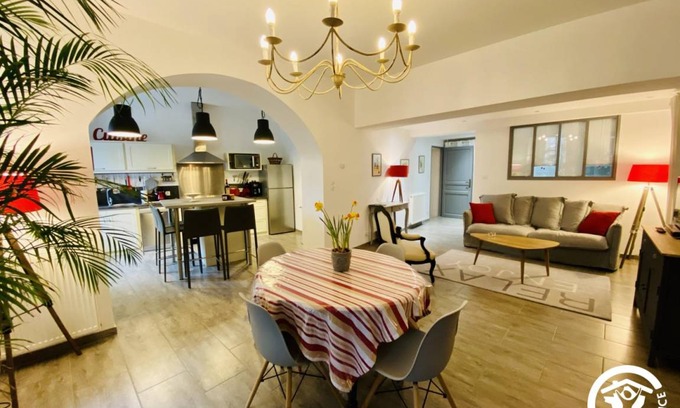 Caunes-Minervois House | 60 m² Gîte ∙ 1 bedroom ∙ 2 guests