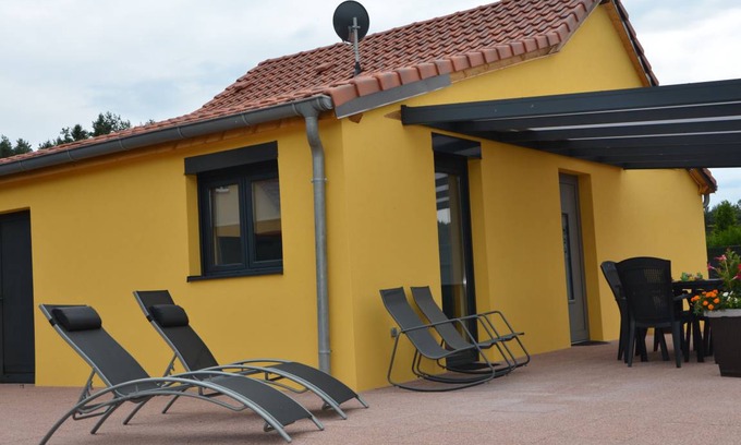 Dambach House | 60 m² House ∙ 2 bedrooms ∙ 4 guests