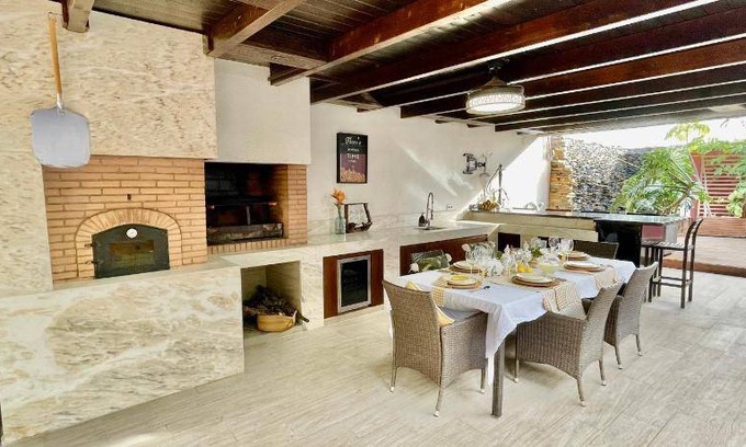 Hoya de los Patos House | 600 m² House ∙ 3 bedrooms ∙ 7 guests