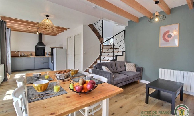 Gommenec'h House | 63 m² Gîte ∙ 2 bedrooms ∙ 4 guests