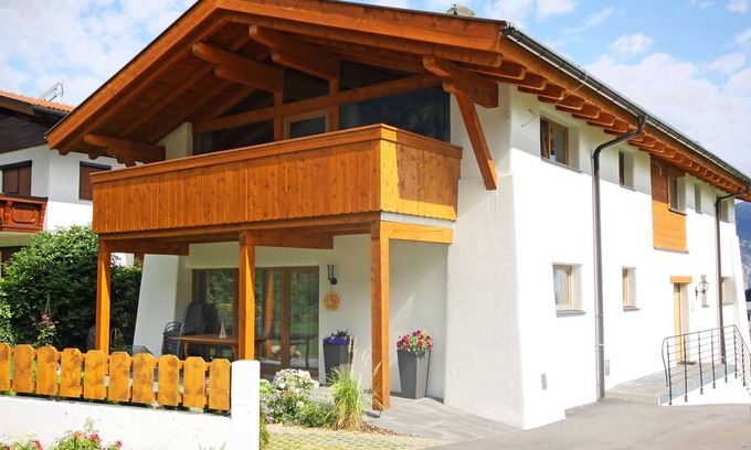 Axams Apartment | 65 m² Apartment ∙ 2 bedrooms ∙ 6 guests