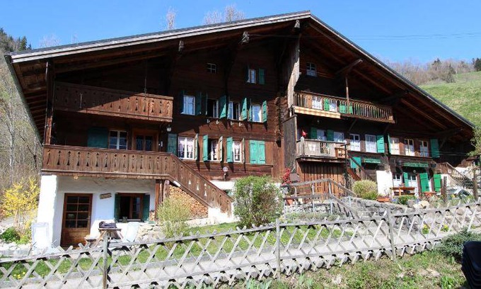 Rossiniere Apartment | 65 m² Apartment ∙ 2 bedrooms ∙ 4 guests