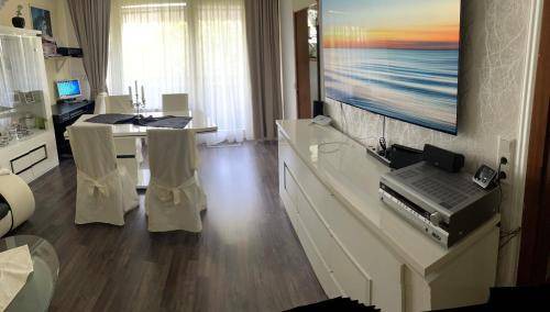 Rodenkirchen Apartment | 65 m² Apartment ∙ 1 bedroom ∙ 2 guests