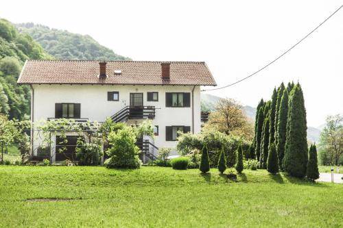 Tolmin Bed & Breakfast | 65 m² Bed and breakfast ∙ 3 bedrooms ∙ 6 guests