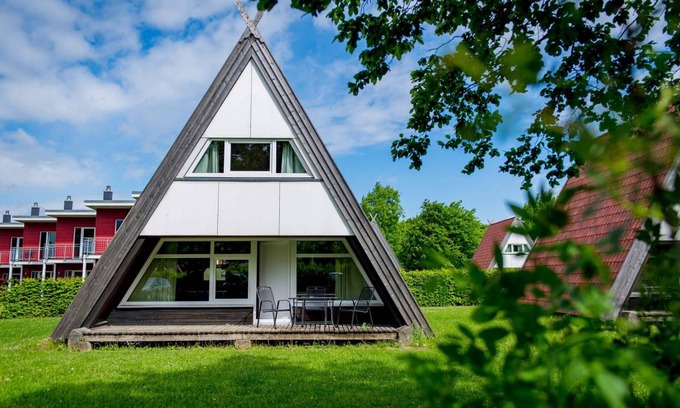 Damp House | 65 m² House ∙ 2 bedrooms ∙ 6 guests