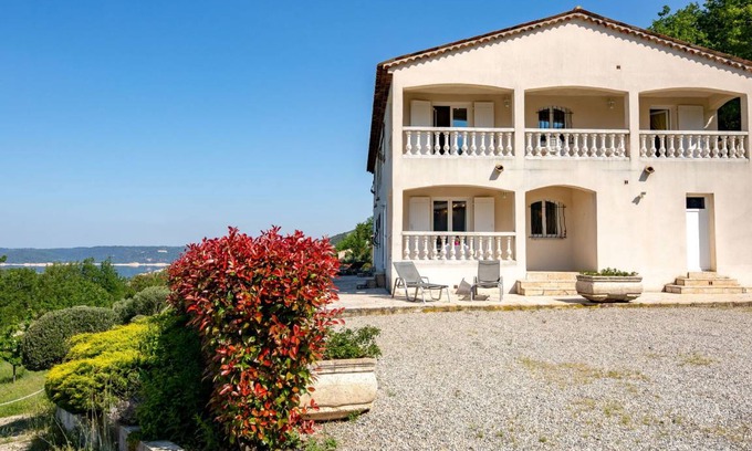 Bauduen Villa | 65 m² Villa ∙ 2 bedrooms ∙ 6 guests