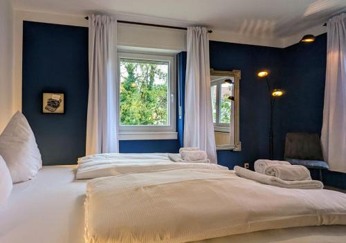 Alt-Durlach Apartment | 65qm Altbaucharme mit zwei Balkonen