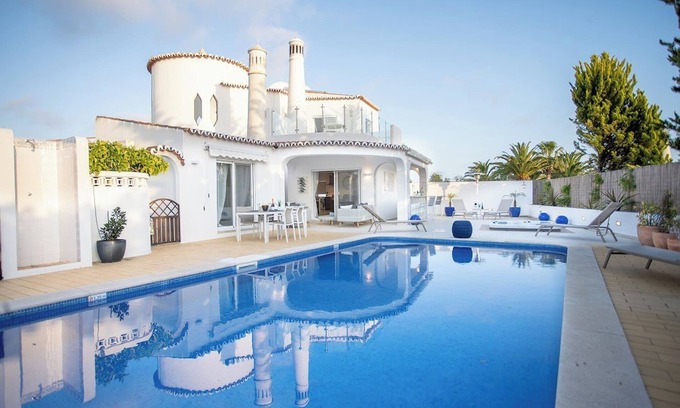 Areias Dos Moinhos Villa | 66 ADM Clara Beautifully Renovated Villa