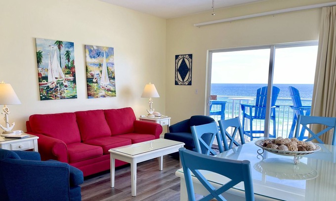 Fort Walton Beach Condo | 🧜‍♀️ 6th Floor 🏖 Great View 🦈 2 King, 1 Queen, 2 Twin 🛏 Family Managed 🌞