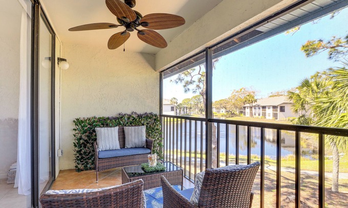 South Bradenton Condo | 7 Mi to Beach: Condo w/Pool Access in Bradenton!