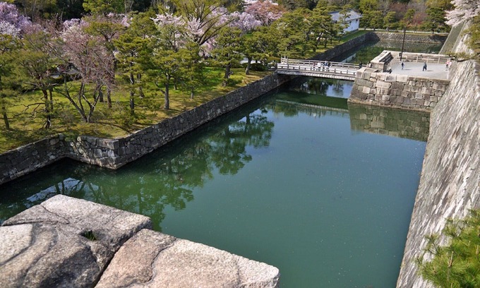 Central Kyoto House | ≪7 min to subway!≫Centrally located! Lovingly Restored townhouse (2F)