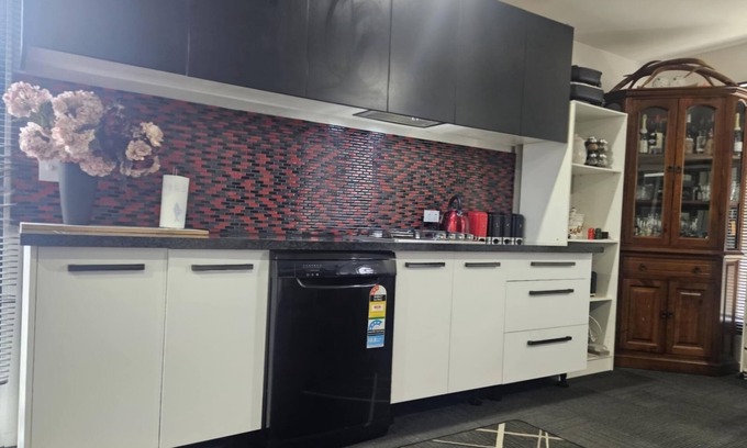 Northwood House | 7 minutes drive from Chch airport