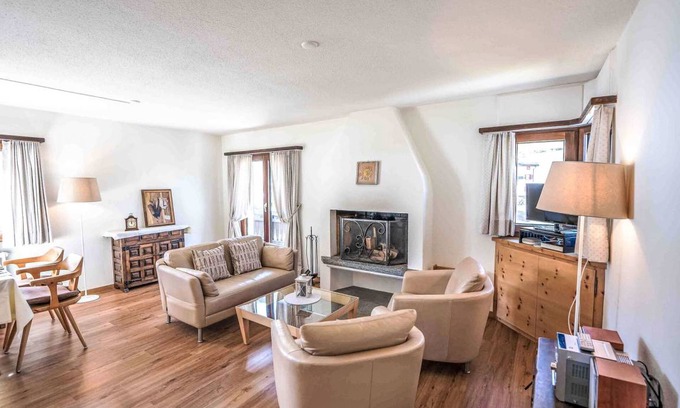 Celerina-Schlarigna Apartment | 70 m² Apartment ∙ 3 bedrooms ∙ 6 guests