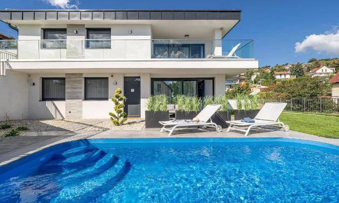 Balatonalmadi Apartment | 70 m² Apartment ∙ 2 bedrooms ∙ 6 guests