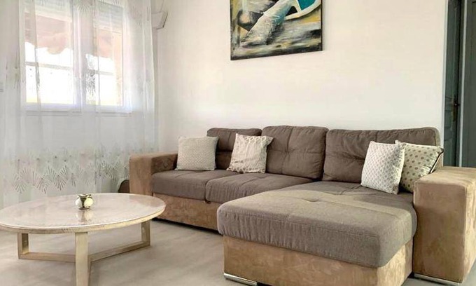 Auxerre Apartment | 70 m² Apartment ∙ 2 bedrooms ∙ 5 guests